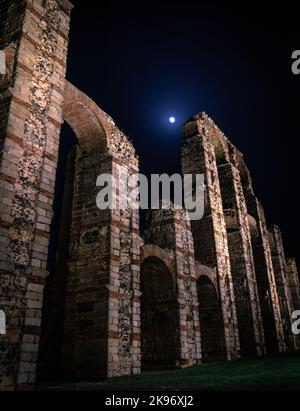 fotografías diurnas del Acueducto en Mérida. Stockfoto