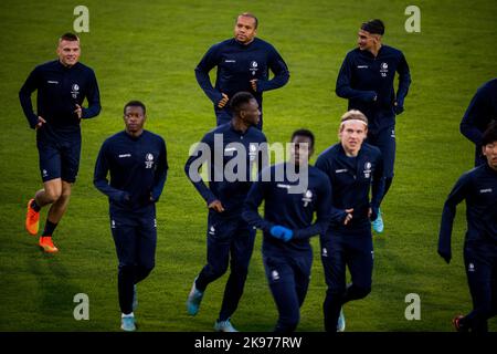 Dublin, Irland, 26/10/2022, Gents Spieler und Gents Vadis Odjidja-Ofoe im Einsatz während eines Trainings der belgischen Fußballmannschaft KAA Gent, Mittwoch, 26. Oktober 2022 in Dublin, Irland, zur Vorbereitung des morgigen Spiels gegen das irische Team Shamrock Rovers am fünften Tag der Gruppenphase der UEFA Europa Conference League. BELGA FOTO JASPER JACOBS Stockfoto