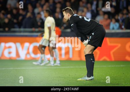 Brügge, Belgien, 26. Oktober 2022, Club-Torwart Simon Mignolet sieht niedergeschlagen während des Spiels zwischen dem belgischen Fußballteam Club Brügge KV und dem portugiesischen FC Porto , Mittwoch 26 Oktober 2022 in Brügge, Belgien, das fünfte Spiel in der UEFA Champions League Gruppenphase. BELGA FOTO KURT DESPLENTER Stockfoto