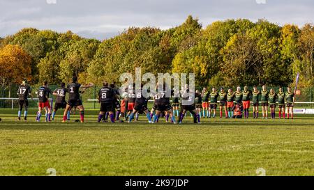 2022 Rugby-League-Weltmeisterschaft für körperliche Behinderungen im Victoria Park, Warrington. Australien übernahm Neuseeland, das ihren Haka aufführte Stockfoto