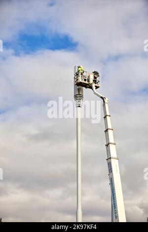 5G Telefonmast im Bau in Tameside GTR Manchester Stockfoto