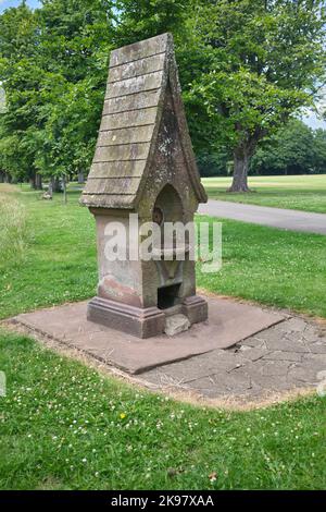 Histotric Water Fountain inLlandaff Fields Cardiff South Wales Großbritannien Stockfoto