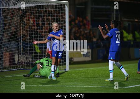 London, Großbritannien. 26. Oktober 2022. London, England, 26. 2022. Dezember: Pernille Harder (23 Chelsea) erzielt ihr Brace und den 6. der Nacht 6-0 während des UEFA Womens Champions League Group A-Spiels zwischen Chelsea und Vllaznia in Kingsmeadow, London, England. PS (Pedro Soares/SPP) Credit: SPP Sport Press Photo. /Alamy Live News Stockfoto