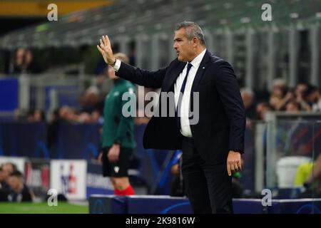 Mailand, Italien - 26. Oktober 2022, der zweite Trainer Massimiliano Farris (FC Inter) während der UEFA Champions League, Gruppe C Fußballspiel zwischen FC Internazionale und Viktoria Plzen (Pilsen) am 26. Oktober 2022 im Giuseppe Meazza Stadion in Mailand, Italien - Foto Morgese-Rossini / DPPI Stockfoto