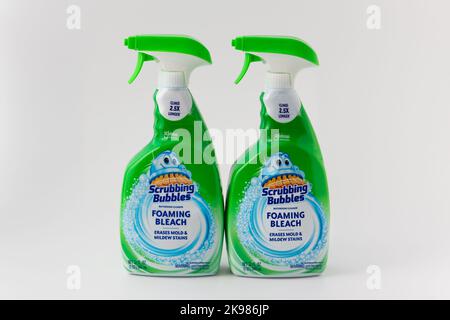 ST. PAUL, MN, USA - 26. OKTOBER 2022: Scrubbing Bubbles Badreiniger und Markenlogo. Stockfoto