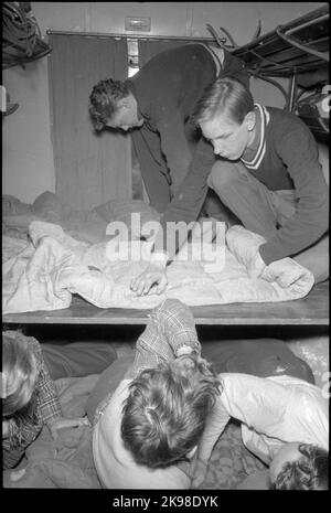 Reisen im Pkw. Bay Board gebucht, so dass es auch verwendet werden kann Single Land Car .. Stockfoto