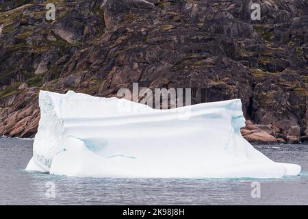 Eisberg, Irminger See Eingang zum Prince Christian Sound, Grönland, Königreich Dänemark Stockfoto