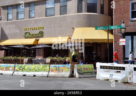 Boston, Massachusetts, USA. Ein italienisches Restaurant im North End-Viertel von Boston. Stockfoto