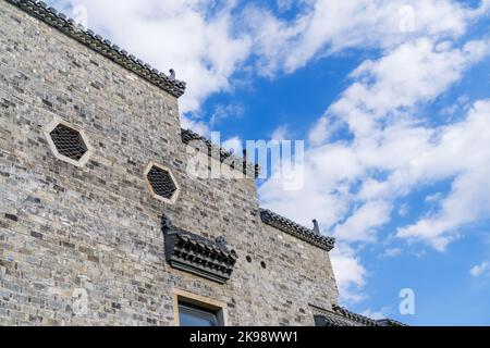 Chinesische alte Architektur Dach Details von Hui Stil Stockfoto