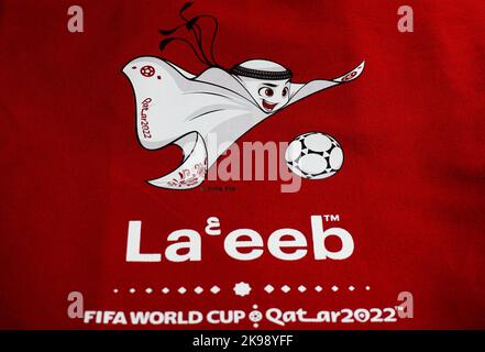 HANGZHOU, CHINA - 27. OKTOBER 2022 - das WM-Emblem 2022 ist im Themengeschäft Hangzhou 2022 in Hangzhou, Provinz Zhejiang, abgebildet. Stockfoto
