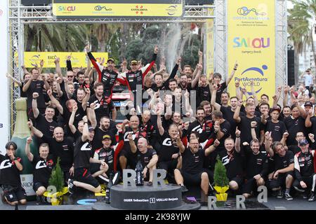 Barcelona, Spanien, 23. Oktober 2022; TOYOTA feiert den Team-WM-Titel mit Fahrern und Rallye Spanien-Sieger Sebastian OGIER. Kredit: SPP Sport Pressefoto. /Alamy Live News Stockfoto