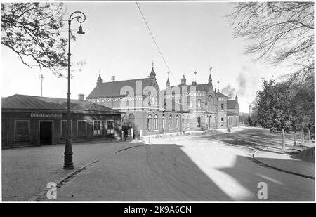 Borås Talstation mit Ilgodsmagasinet im Jahr 1920s. Stockfoto
