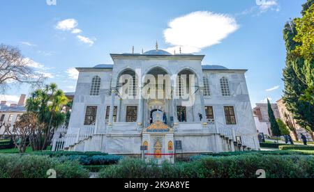 Enderun-Bibliothek (Bibliothek von Ahmed III) des Topkapi-Palastes in Istanbul. Stockfoto