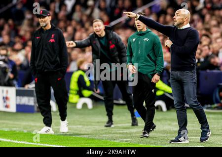 Amsterdam, Niederlande - 26. Oktober 2022, Trainer Alfred Schreuder von Ajax während der UEFA Champions League, Gruppe A Fußballspiel zwischen Ajax und Liverpool am 26. Oktober 2022 in der Johan Cruijff Arena in Amsterdam, Niederlande - Foto: Marcel Ter Bals/DPPI/LiveMedia Stockfoto