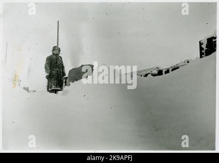 Der Schneepflug „American“ im Betrieb an der Riksgränsen-Bahn. Es wurde 1907 gekauft. Stockfoto