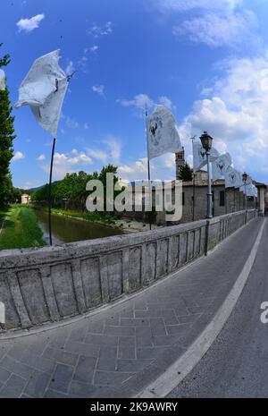 Foligno (Italien) - Eine schöne mittelalterliche Stadt in Umbrien, Mittelitalien Stockfoto