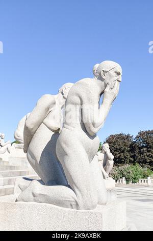 Zwei berühmte Granitskulpturen, Vigeland Sculpture Park, Vigeland Installation, Vigelandpark, Frogner Park, Oslo, Norwegen Stockfoto