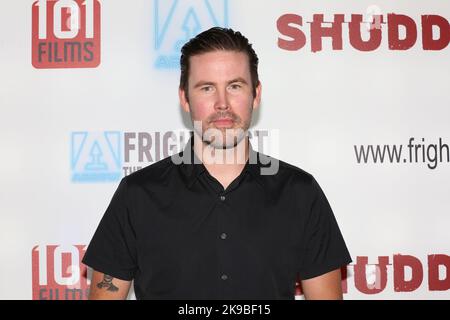 Der amerikanische Filmregisseur und Schauspieler Zach Cregger nimmt an der Premiere von „Barbarian“ beim Arrow FrightFest Teil, das am Cineworld Leicester Square in London stattfindet. Er wa Stockfoto