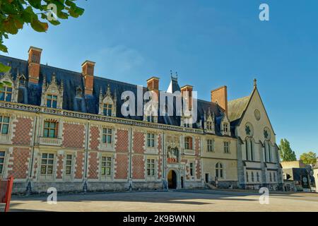 Das Äußere der königlichen Château von Blois befindet sich im Stadtzentrum von Blois, Loir-et-Cher, im Loire-Tal, Frankreich. Stockfoto