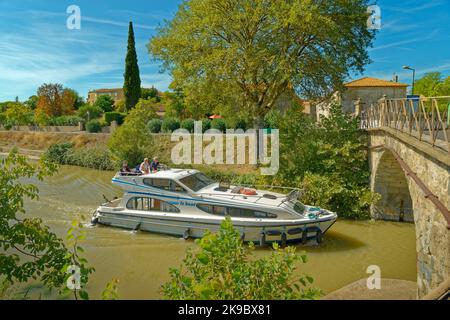 Der Canal du Midi in Roubia im Departement Aude in Südfrankreich Stockfoto