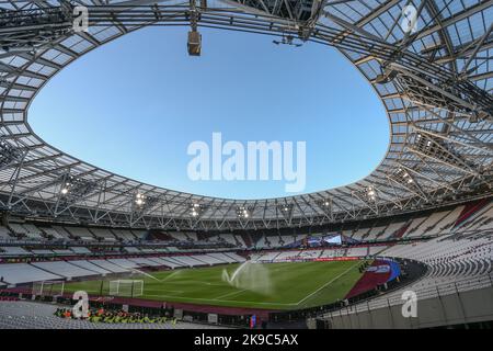 London, Großbritannien. 27. Oktober 2022. Eine allgemeine Ansicht des Londoner Stadions vor dem Spiel der UEFA Europa Conference League West Ham United gegen Silkeborg im London Stadium, London, Vereinigtes Königreich, 27.. Oktober 2022 (Foto von Arron Gent/Nachrichtenbilder) Credit: News Images LTD/Alamy Live News Stockfoto