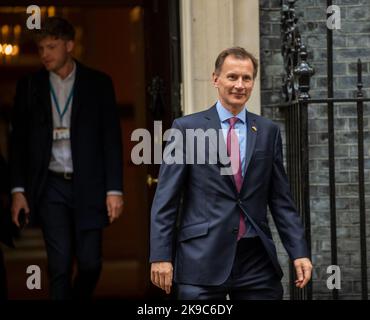 London, Großbritannien. 27. Oktober 2022. Jeremy Hunt, Chancellor of the Excheckr, 10 Downing Street London Großbritannien Kredit: Ian Davidson/Alamy Live News Stockfoto
