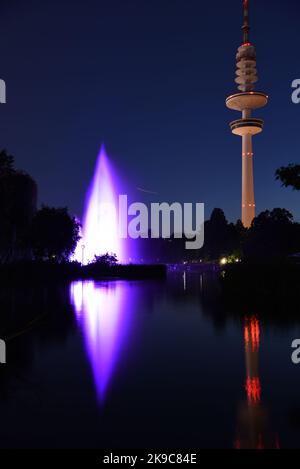 Licht und Wasserspiele im Park Planten un Blomen Hamburg Licht- und Wasserspiele Stockfoto