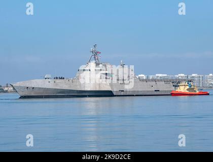 USS Kansas City (LCS-22) Litoral Combat Ship der United States Navy der Unabhängigkeitsklasse. US-Marine Stockfoto