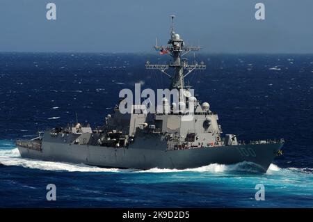 Die US-Marine der Arleigh Burke-Klasse mit Lenkraketen, USS Kidd (DDG 100) Stockfoto