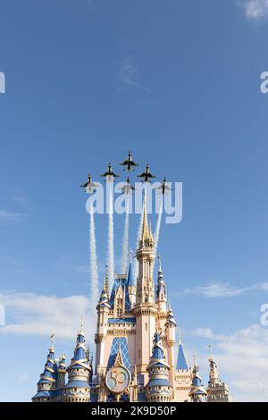 Oct 27, 2022 US Air Force Thunderbirds Over Magic Kingdom, Walt Disney World, Orlando, Florida Stockfoto