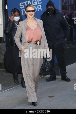 NEW YORK, NY 27. Oktober: Jodie Sweetin gesehen bei Good Morning America in New York City am 27. Oktober 2022. Quelle: RW/MediaPunch Quelle: MediaPunch Inc/Alamy Live News Stockfoto
