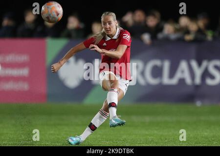 MILLIE TURNER von Manchester United während des FA Women's League Cup-Spiels zwischen dem Durham Women FC und Manchester United am Mittwoch, dem 26.. Oktober 2022, im Maiden Castle, Durham City. (Kredit: Mark Fletcher | MI News) Kredit: MI Nachrichten & Sport /Alamy Live News Stockfoto