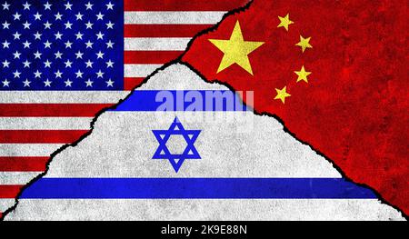 USA, China und Israel flaggen zusammen an der Wand. Diplomatische Beziehungen zwischen den Vereinigten Staaten von Amerika, Israel und China Stockfoto