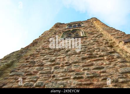 Blick auf eine Burgmauer in Tamworth, Staffordshire, Großbritannien Stockfoto