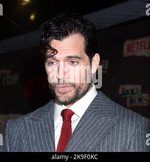 New York, USA. 27. Oktober 2022. Henry Cavill bei der Netflix Enola Holmes 2 Premiere am 27. Oktober 2022 im Pariser Theater in New York City, NY, USA. Foto von MM/ABACAPRESS.COM Quelle: Abaca Press/Alamy Live News Stockfoto