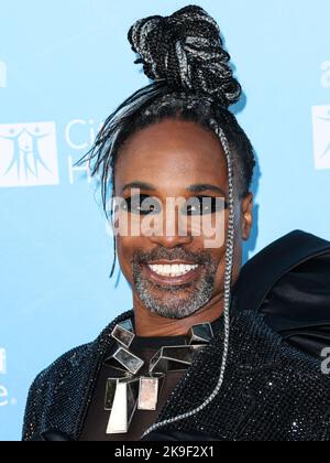 WEST HOLLYWOOD, LOS ANGELES, KALIFORNIEN, USA - 27. OKTOBER: Der amerikanische Schauspieler Billy Porter kommt bei der Spirit of Life Gala 2022 der Stadt der Hoffnung an, die am 27. Oktober 2022 im Pacific Design Center in West Hollywood, Los Angeles, Kalifornien, USA, stattfand. (Foto von Xavier Collin/Image Press Agency) Stockfoto