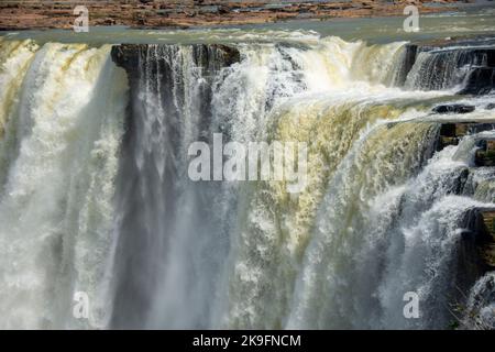 Chitrakot Wasserfall ist ein schöner Wasserfall auf dem Fluss Indravati in Bastar Bezirk von Chhattisgarh Staat von Indien Stockfoto