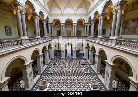 Budapest, Ungarn. Das Innere des Museums der Schönen Künste Stockfoto