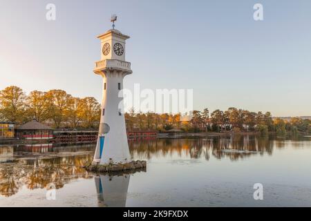 Roath Park Lighthouse, Cardiff, South Wales, Großbritannien Stockfoto