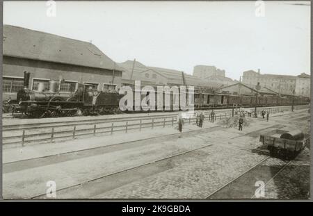 Chemins de Fer de Paris à Orléans, PO 360 am Bahnhof. Stockfoto