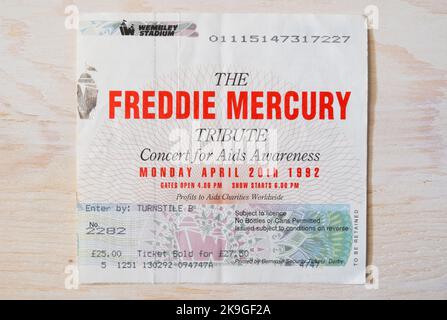 Ticket Stub für das Freddie Mercury Tribute Concert for AIDS Awareness am 20.. April 1992 in der Wembley Arena, London, Großbritannien Stockfoto