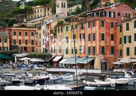 Portofino Ligurien Italien September 2022. Portofino; Ligurisch: Portofino ist eine Gemeinde in der Metropolstadt Genua an der italienischen Riviera. T Stockfoto