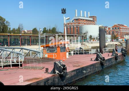 Ein Blick auf Belem's kleinen Hafen Stockfoto