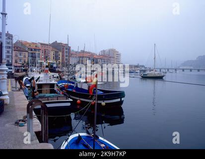 PANORAMICA DEL PUERTO - FOTO AÑOS 00. Lage: AUSSEN. Ribadesella. ASTURIEN. SPANIEN. Stockfoto