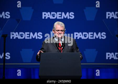 28. Oktober 2022: 28. Oktober 2022, Philadelphia PA-ehemaliger Kongressabgeordneter, BOB BRADY, Sprechen an der Pennsylvania Democratic partyâ €™s 3. Annual Independence Dinner im Pennsylvania Convention Center in Philadelphia (Bild: © Ricky Fitchett / ZUMA Press Wire) Stockfoto