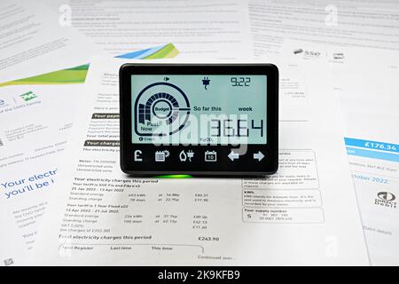 Stromrechnungen und Smart Meter, Großbritannien Stockfoto