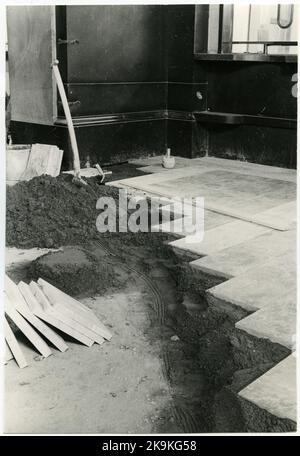 Staatsbahnen, SJ, Stockholmer Hauptbahnhof der Wiederaufbau, Fliesen in der Tickethalle. Stockfoto