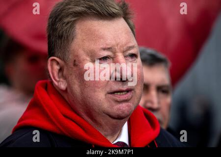 Moskau, Russland. 29.. Oktober 2022 Vladimir Kaschin, stellvertretender Vorsitzender des Zentralkomitees der Kommunistischen Partei der Russischen Föderation, Stellvertreter der Staatsduma nimmt an der Kundgebung der Kommunistischen Partei auf dem Roten Platz Teil, um den 104.. Jahrestag von Komsomol in Moskau, Russland, zu begehen Stockfoto