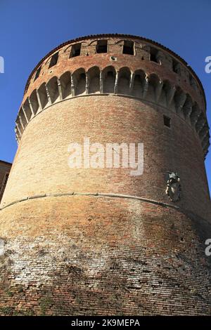 Rocca Sforzesca (Festung Sforza), mittelalterliche Struktur in Dozza, Italien Stockfoto