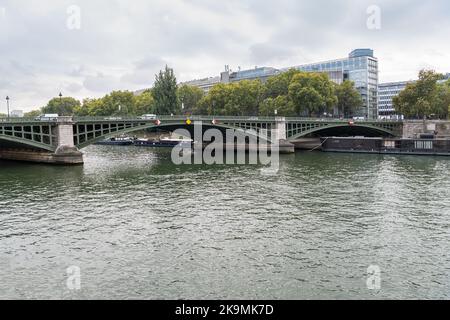 Pont Sully zwischen Isle Saint Louis und dem Südufer der seine in Paris. Stockfoto